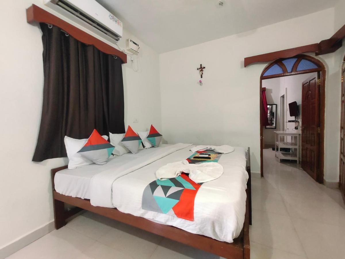 Rj14 Accommodations At Baga Beach Exterior photo